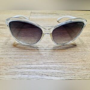 White Sunglasses with Gradient Lenses and Angular Frames